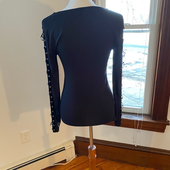 Lace up Sleeves Express size small black top - Picture 5 of 7